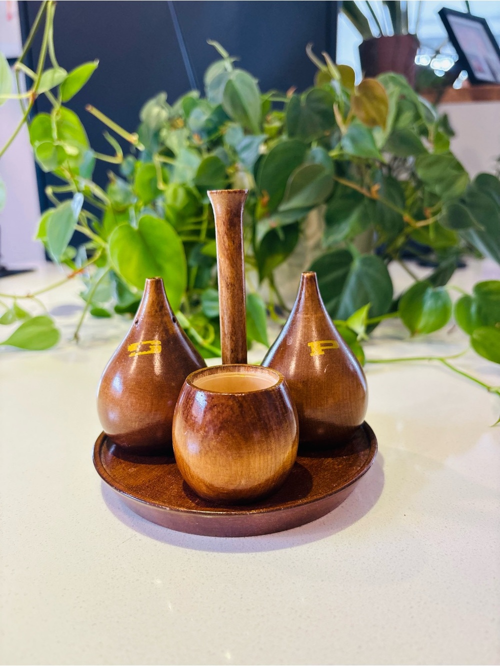 1970s-80s Mid-Century Wooden Salt & Pepper Set – Retro Kitchen Décor